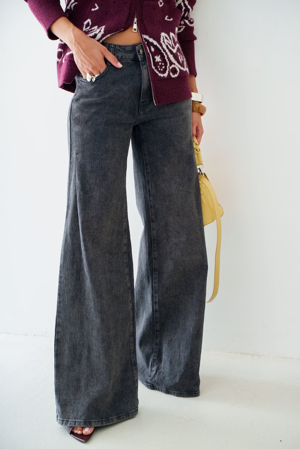 JEAN NELIE