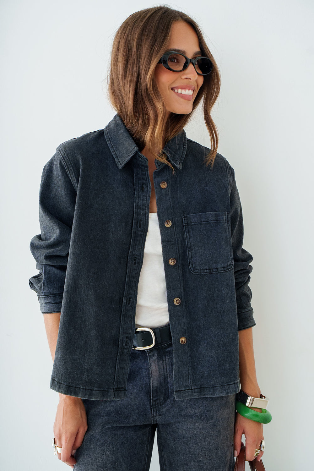 CHEMISE LOAN