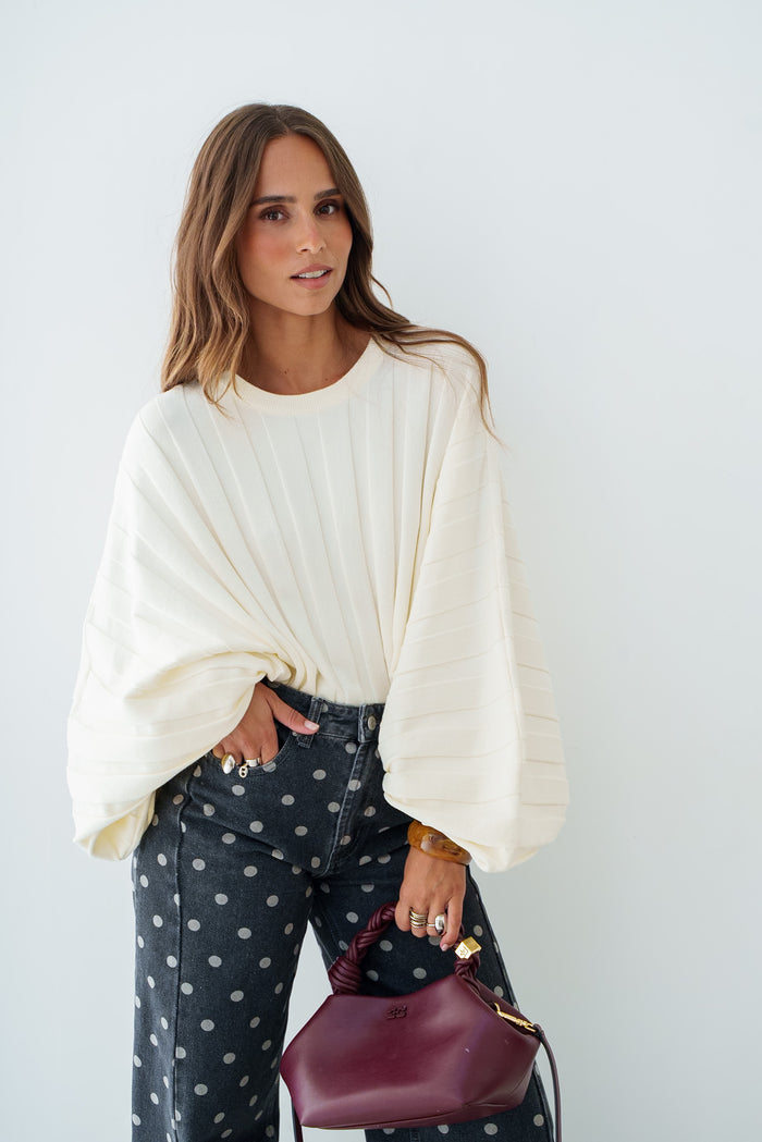 PULL ELLA