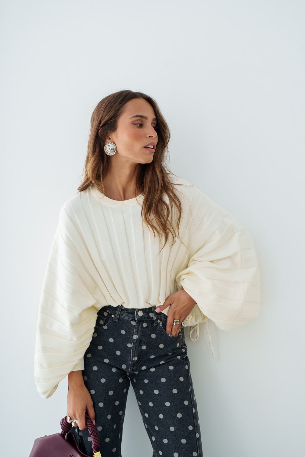 PULL ELLA