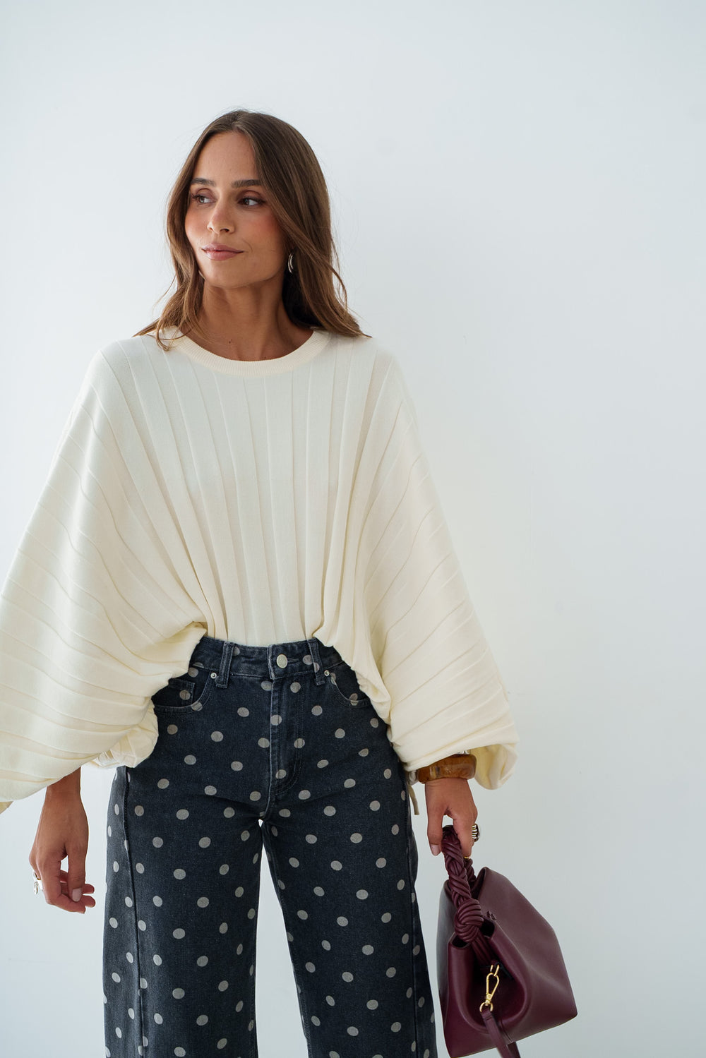 PULL ELLA