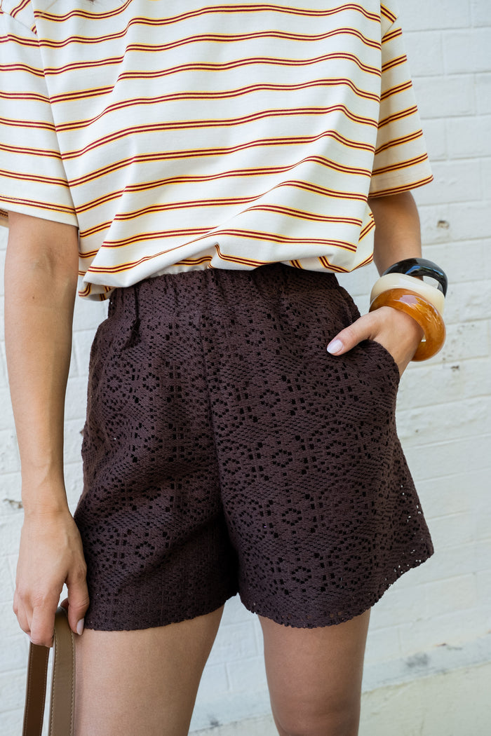 SHORT NORA