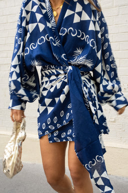 ROBE MELANIA