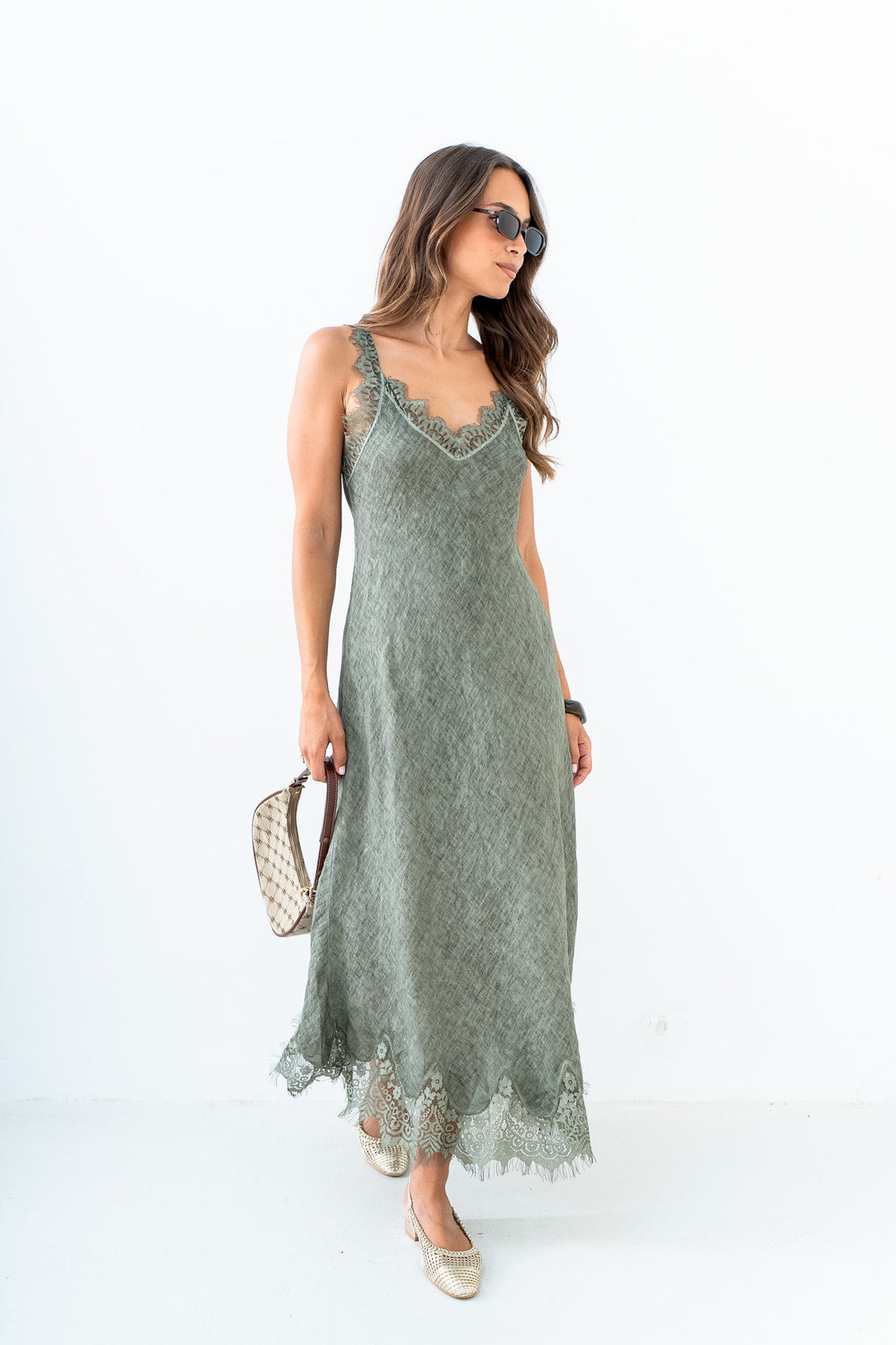 ROBE CLEO