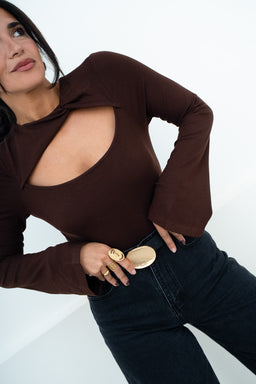TOP ADELA