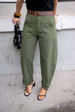 PANTALON BARREL LEON
