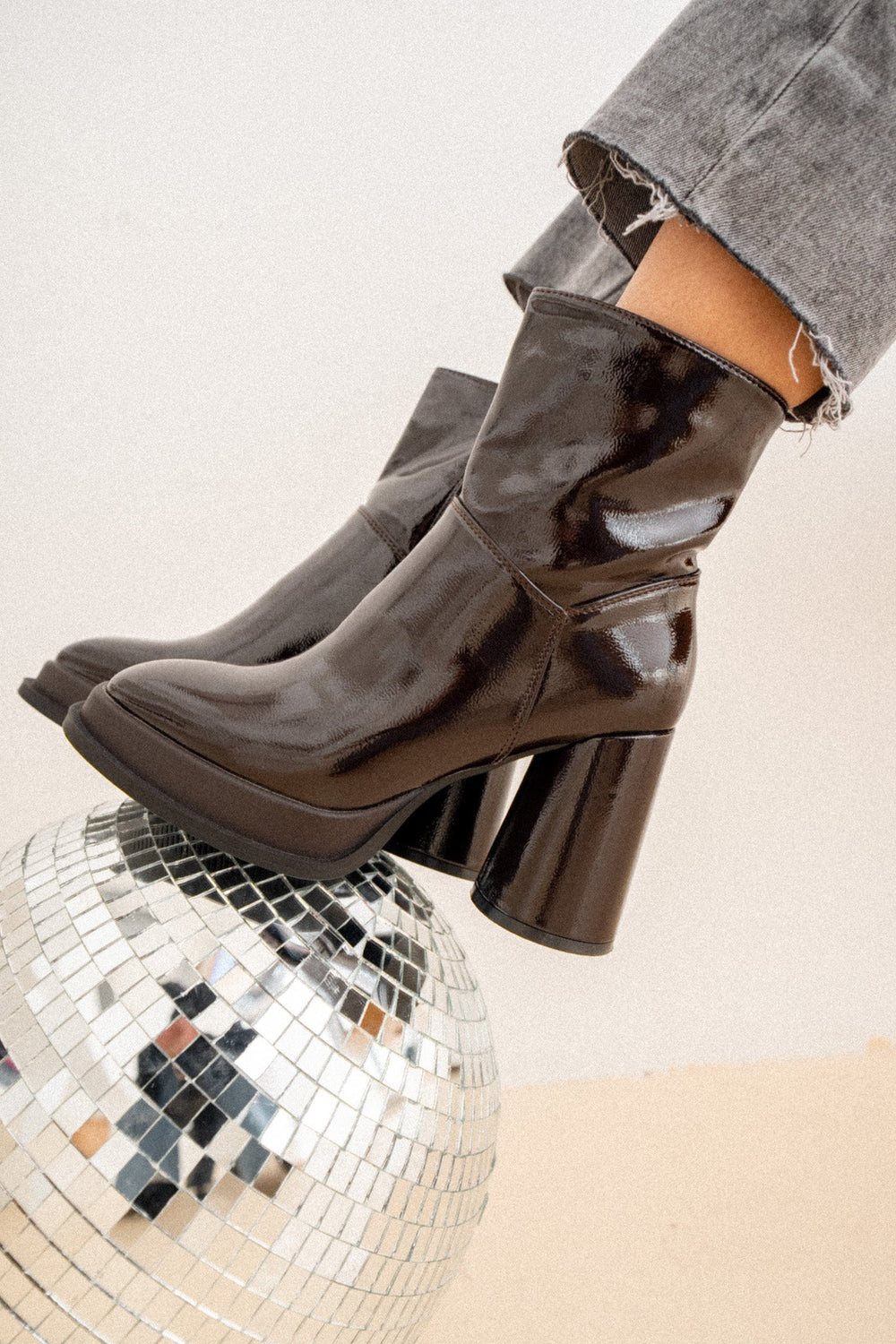 BOTTINES LAURA - CHAUSSURES