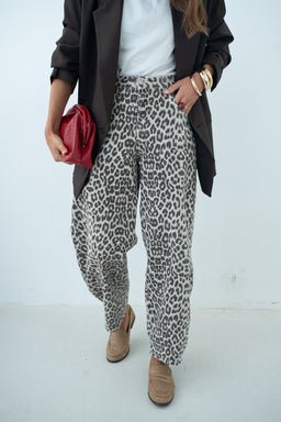 JEAN LEOPARD YSÉ - JEAN