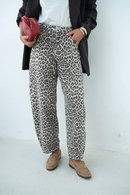JEAN LEOPARD YSÉ - JEAN