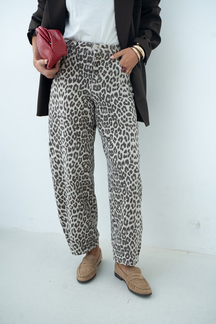 JEAN LEOPARD YSÉ - JEAN