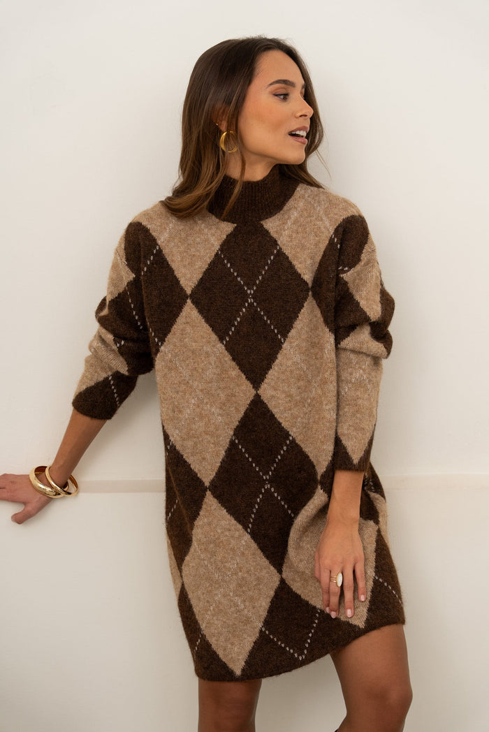 ROBE PULL LOUNA - ROBE