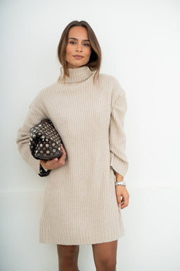 ROBE PULL MAELYNE - ROBE